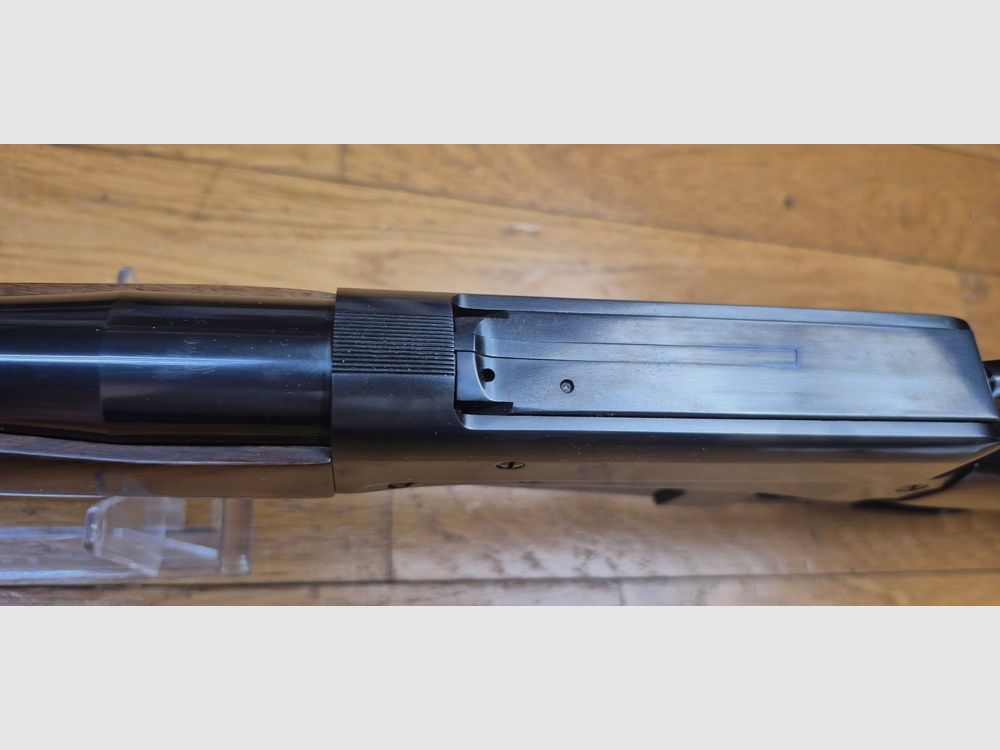 Wunderschöne Winchester 1895 – Furchtbar kal. 30.06 – Exzellente Verarbeitung von Miroku in Japan für Browning – Sehr schöne Hölzer, mindestens Grade V – Wunderschöner Lauf und perfekte Mechanik – Waffe in sehr gutem Zustand – TBE+!, Bild 21 von 40