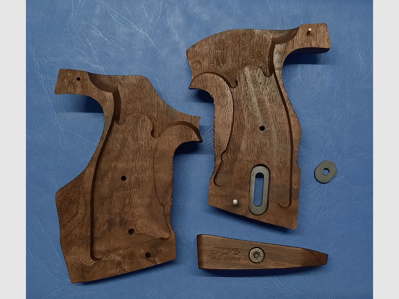 Houten grippanelen S&W KN Nill