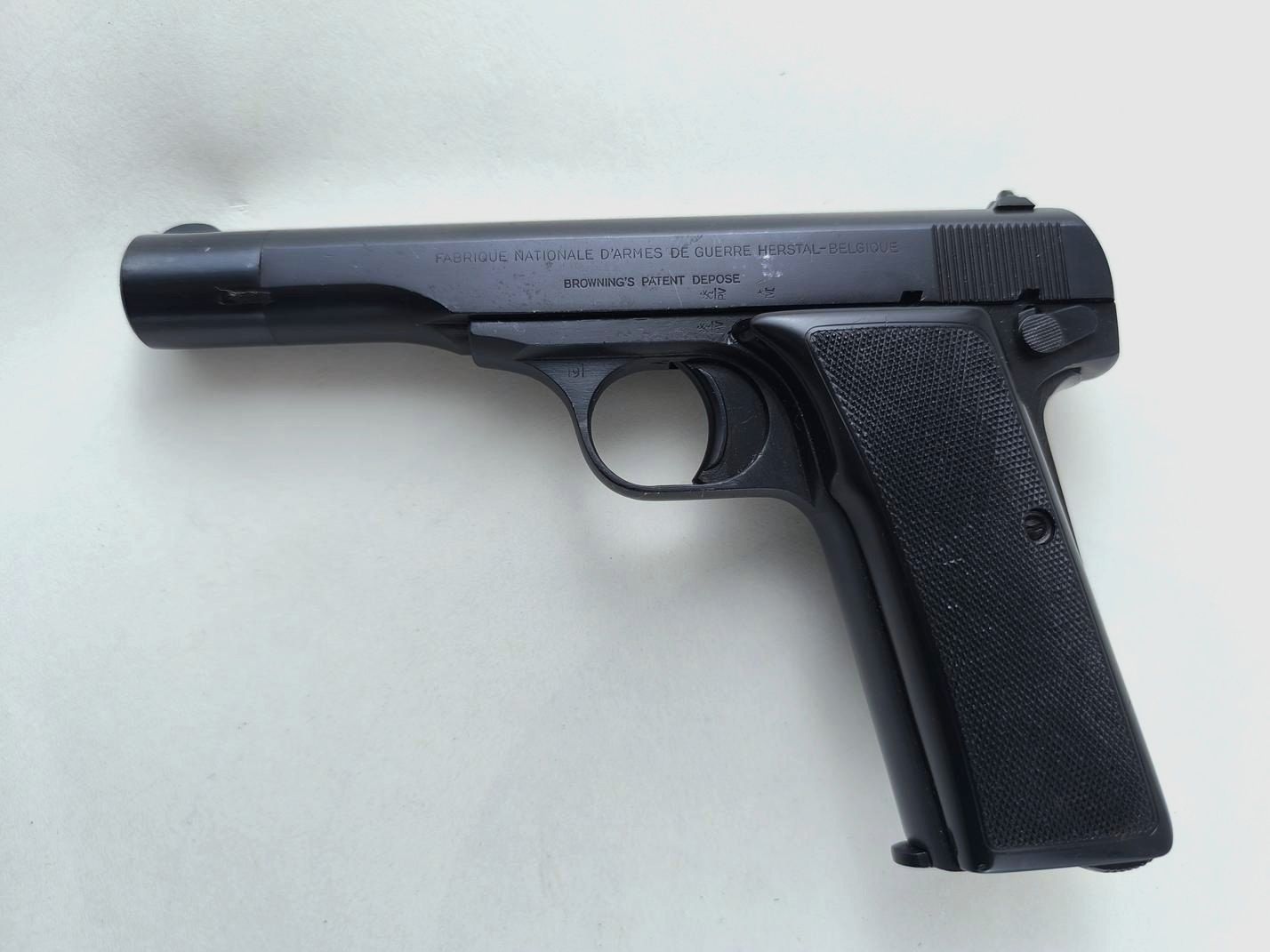 Pistolet FN Model 1922 kal. 7,65Br, zdjęcie 2 z 3