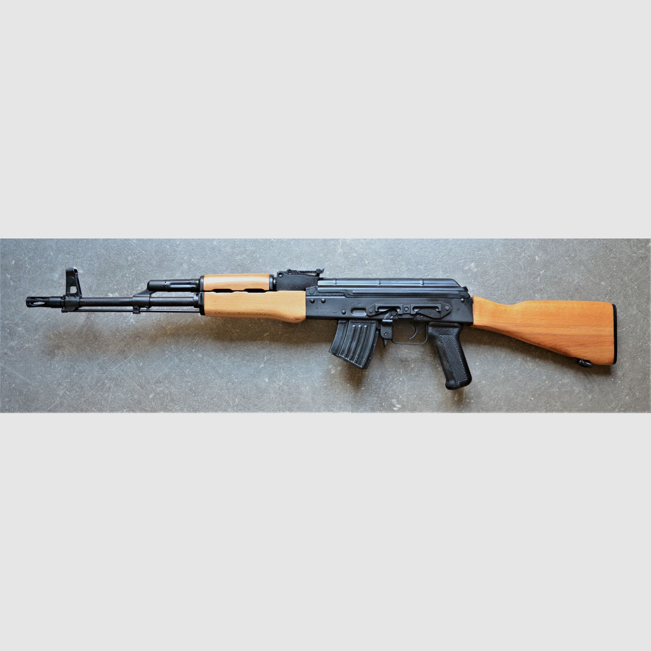 Cugir WS1-63 – 7.62×39 - rifle semiautomática