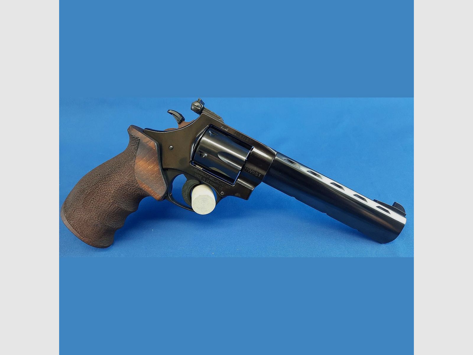 Weihrauch Revolver HW 9 ST .22 LR Black Barrel: 6", image 2 of 2