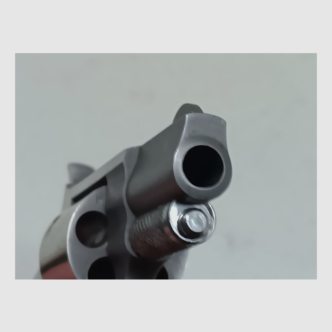 North American Arms Corp. Newbury Park , California Model NAA 22-S