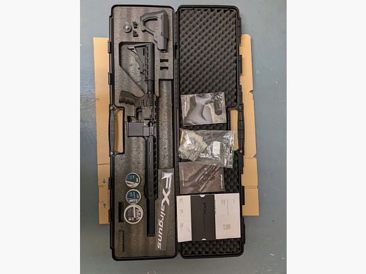 FX DRS Tactical 7,5Joule Cal. 5,5mm con accessori