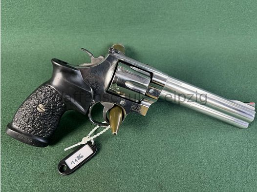 Smith & Wesson 629-5 Classic
