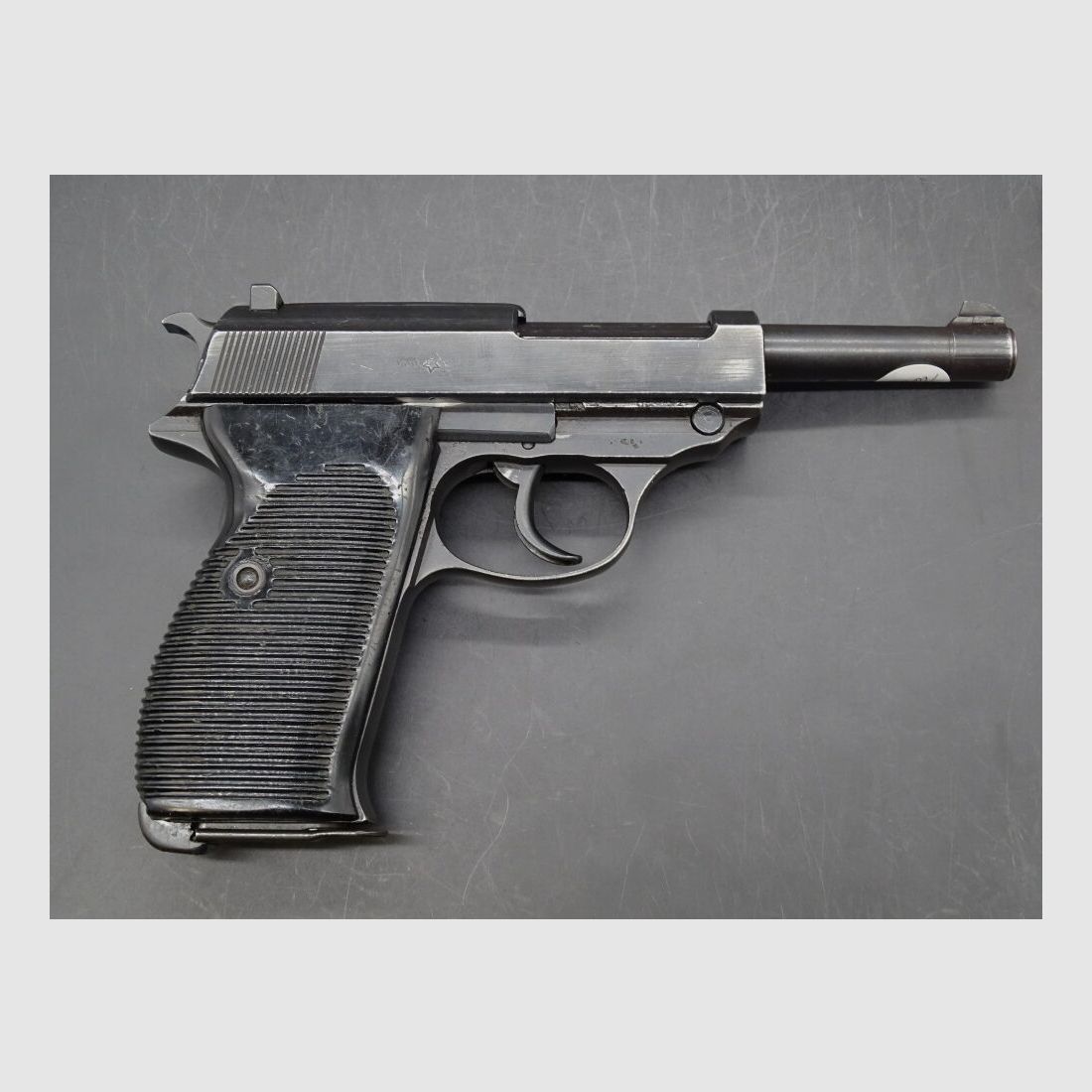 Walther P38 WWII / SVW 45 WAA 358 Kaliber 9mm Luger P38 SVW 45