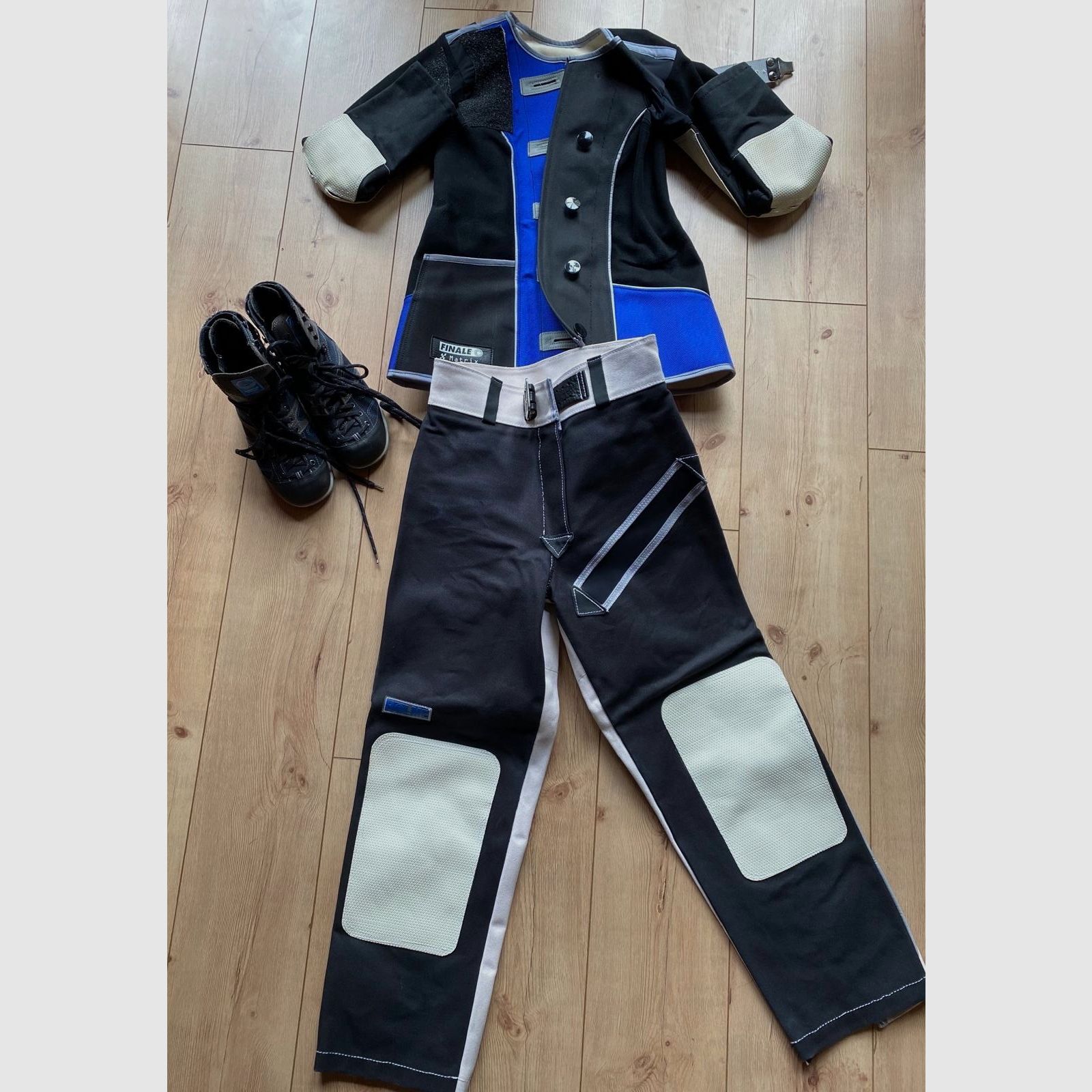 Ladies shooting combo jacket - pants - shoes