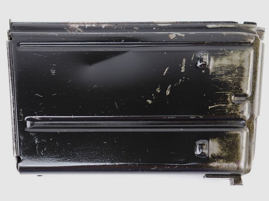 Oryginalny magazyn FG42 (Fallschirmgewehr 42) z II wojny światowej.