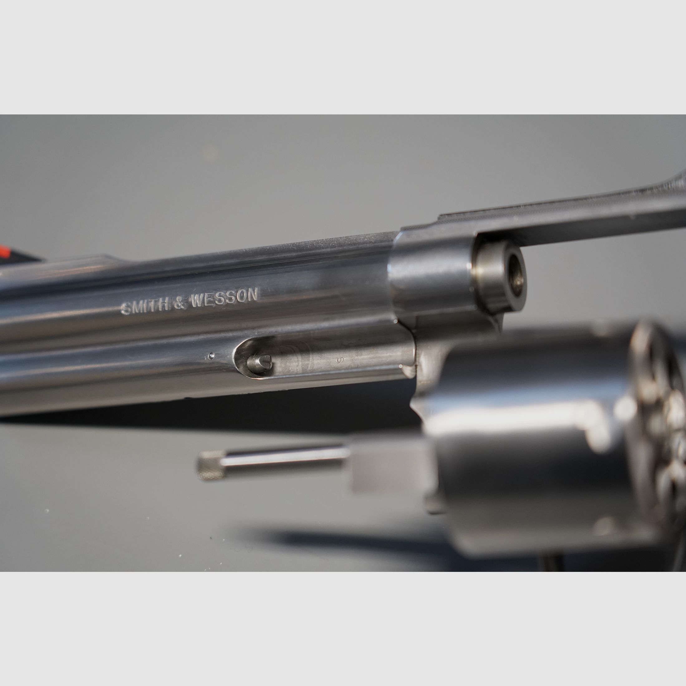 Smith & Wesson Model 627-0, kal. 357 Mag., w doskonałym stanie,