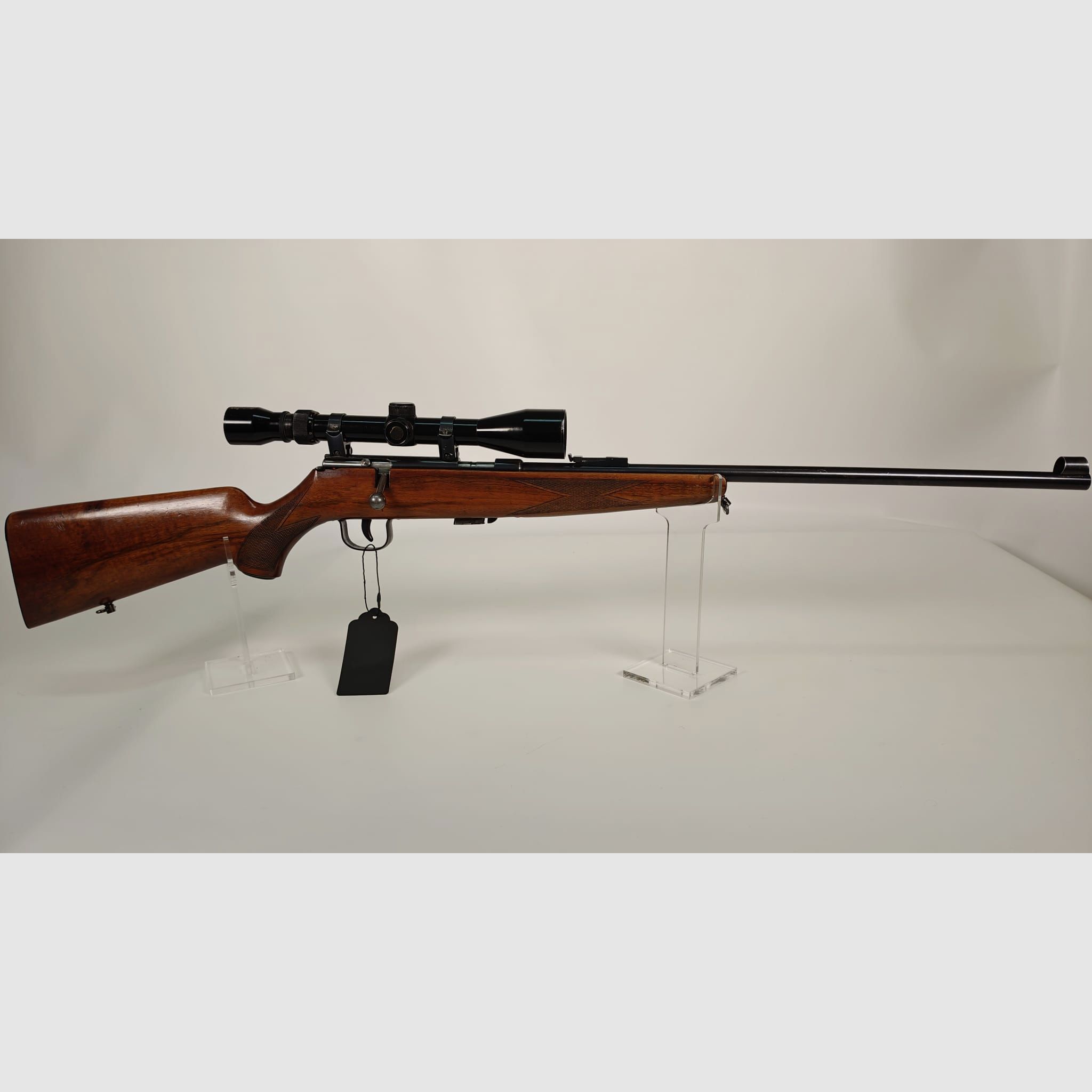 Voere carabine à répétition .22lr incl. Tasco 3-9x40, image 2 sur 7