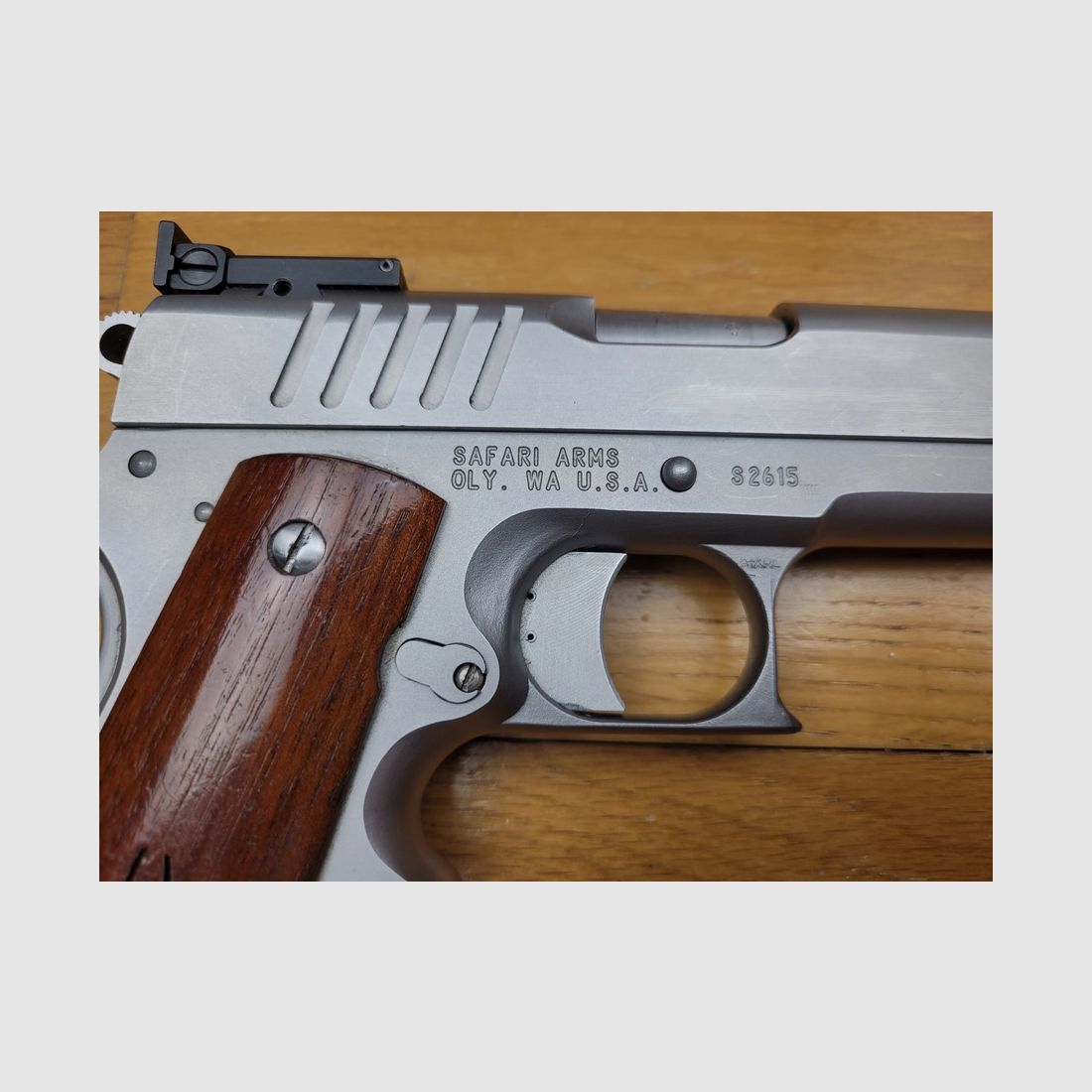 Excellent Pistolet Olympics Arms / Safari – Modèle Enforcer – Type Colt Commander – moins de 4 pouces – calibre 45 ACP – TBE, image 17 sur 17
