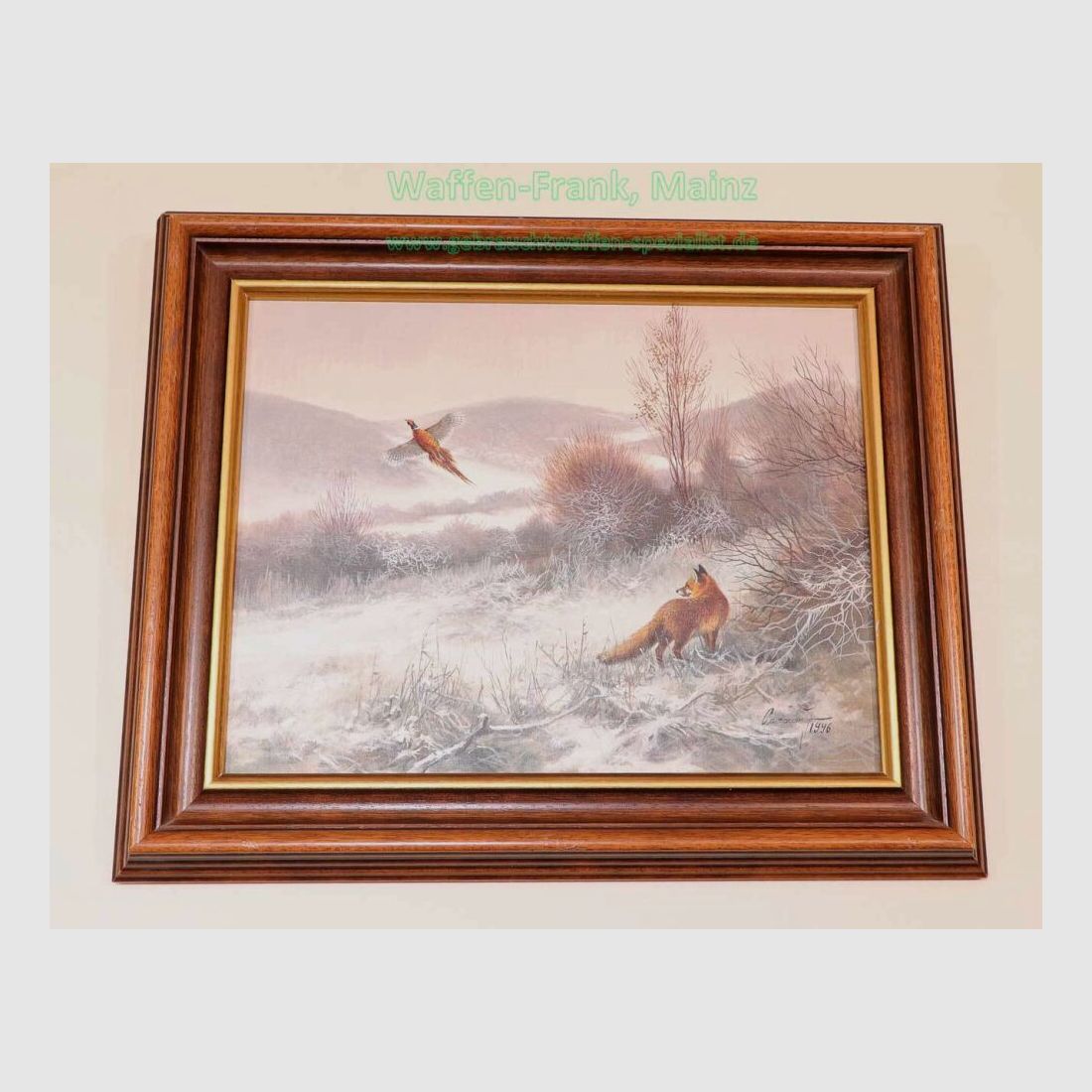 Josef Csiszar Vos met opkomende fazant in winterlandschap