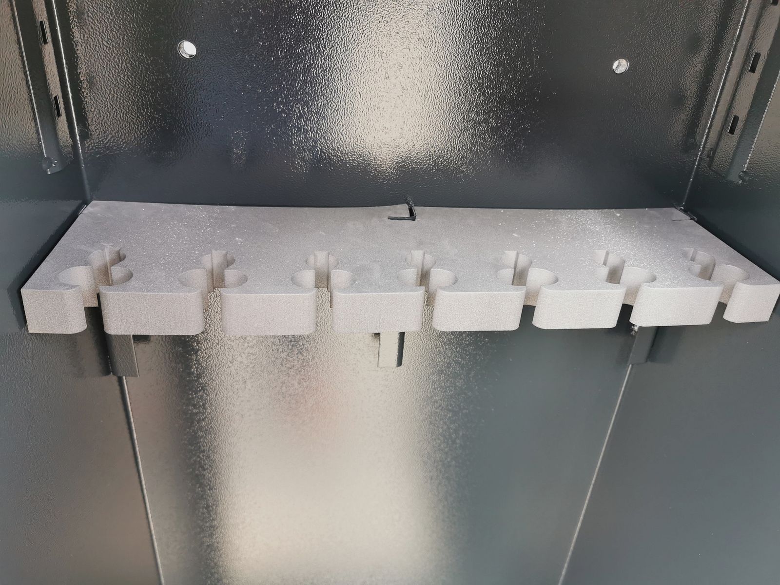 Waffenschrank Shooter HUSAR (1300x540x380) 7 LW