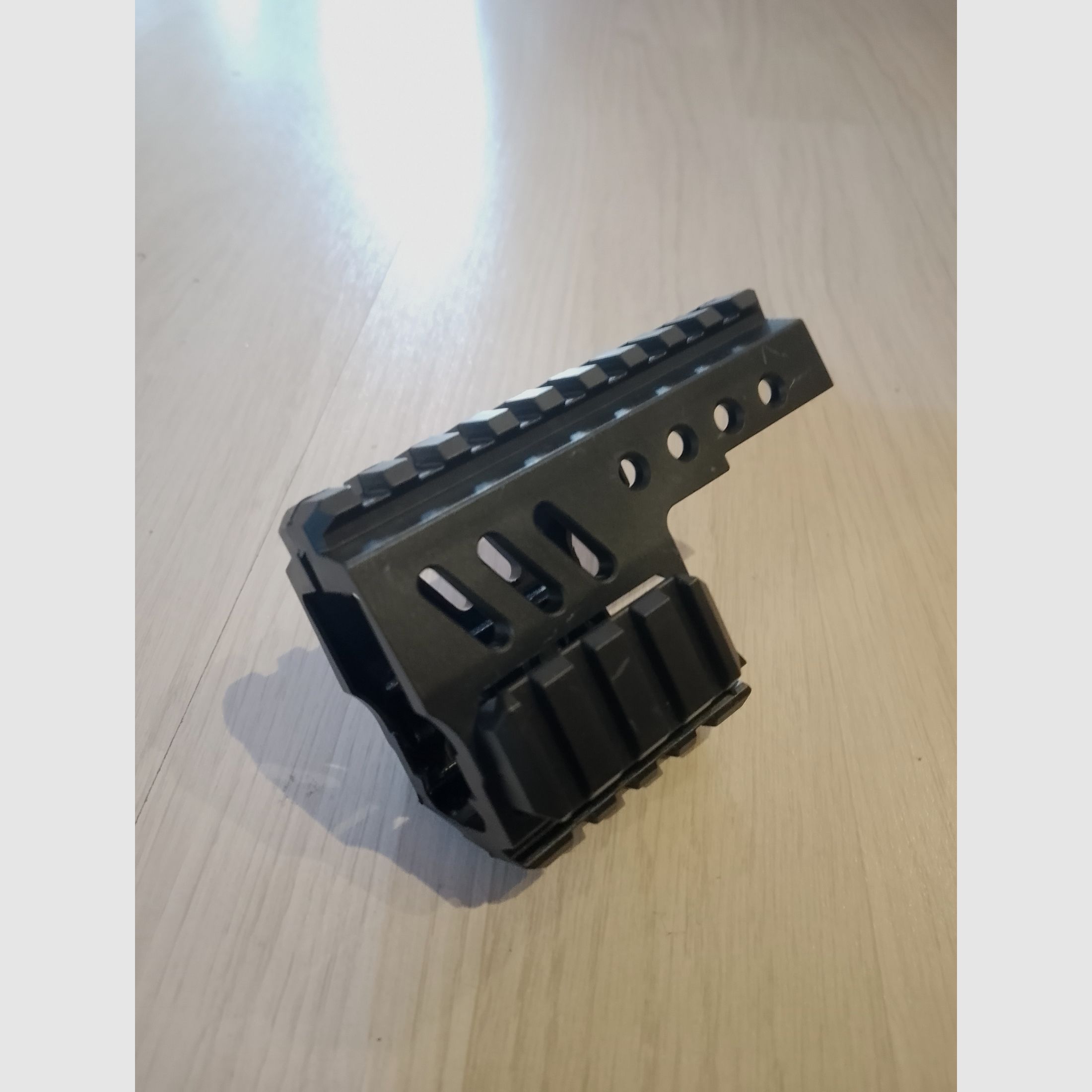 Montura para pistola Pistol Scoup Picatinny 20mm Weaver riel universal polímero negro nuevo