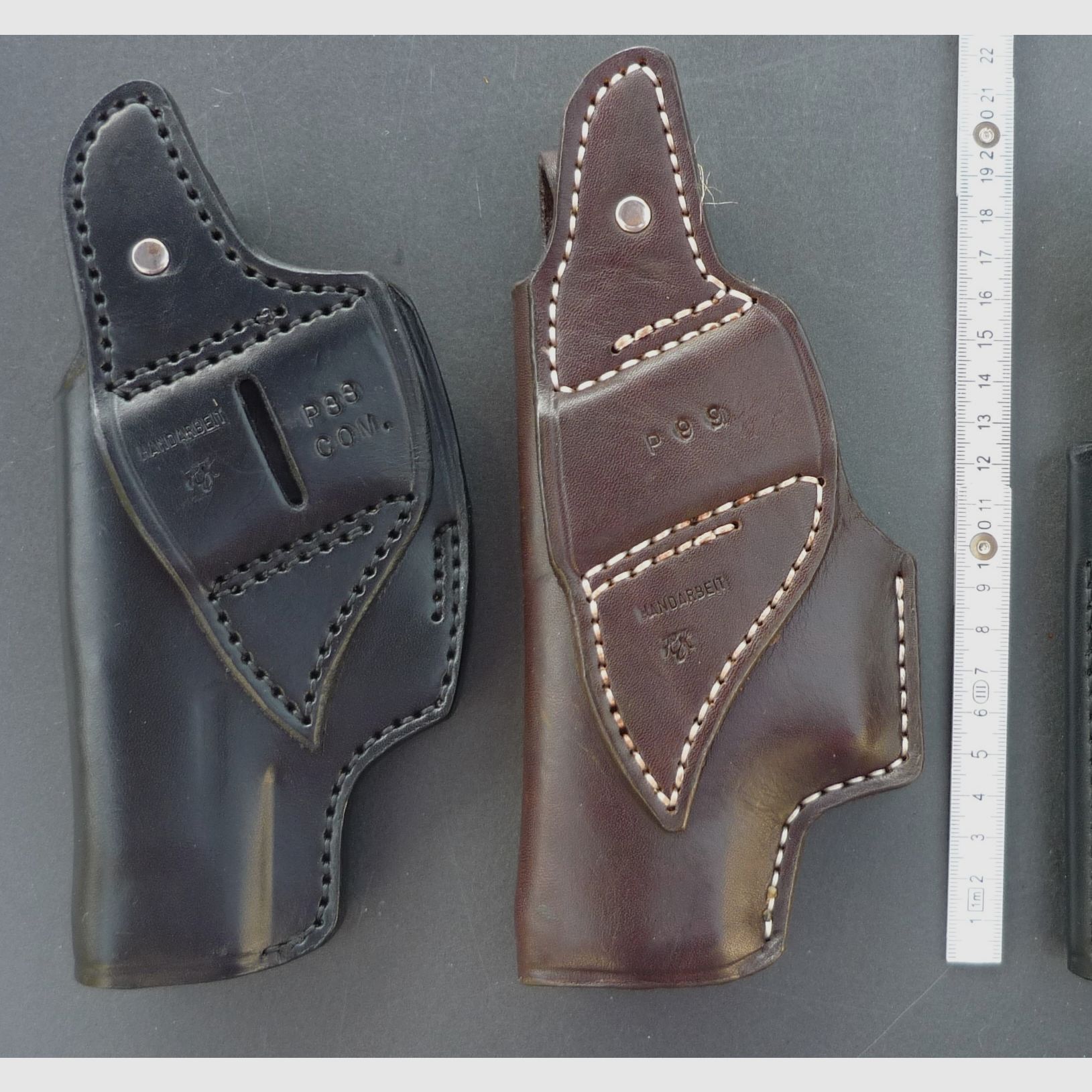 HKDesign Holster  Art. Nr.  002 : Einfachholster mit Snapverschluß  -  für: P88 COM,  P88   bzw. P99 -  für Rechtshänder