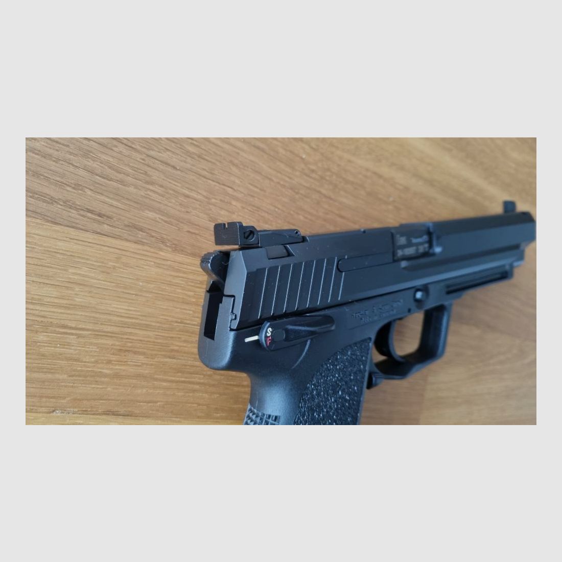 Heckler & Koch USP Expert