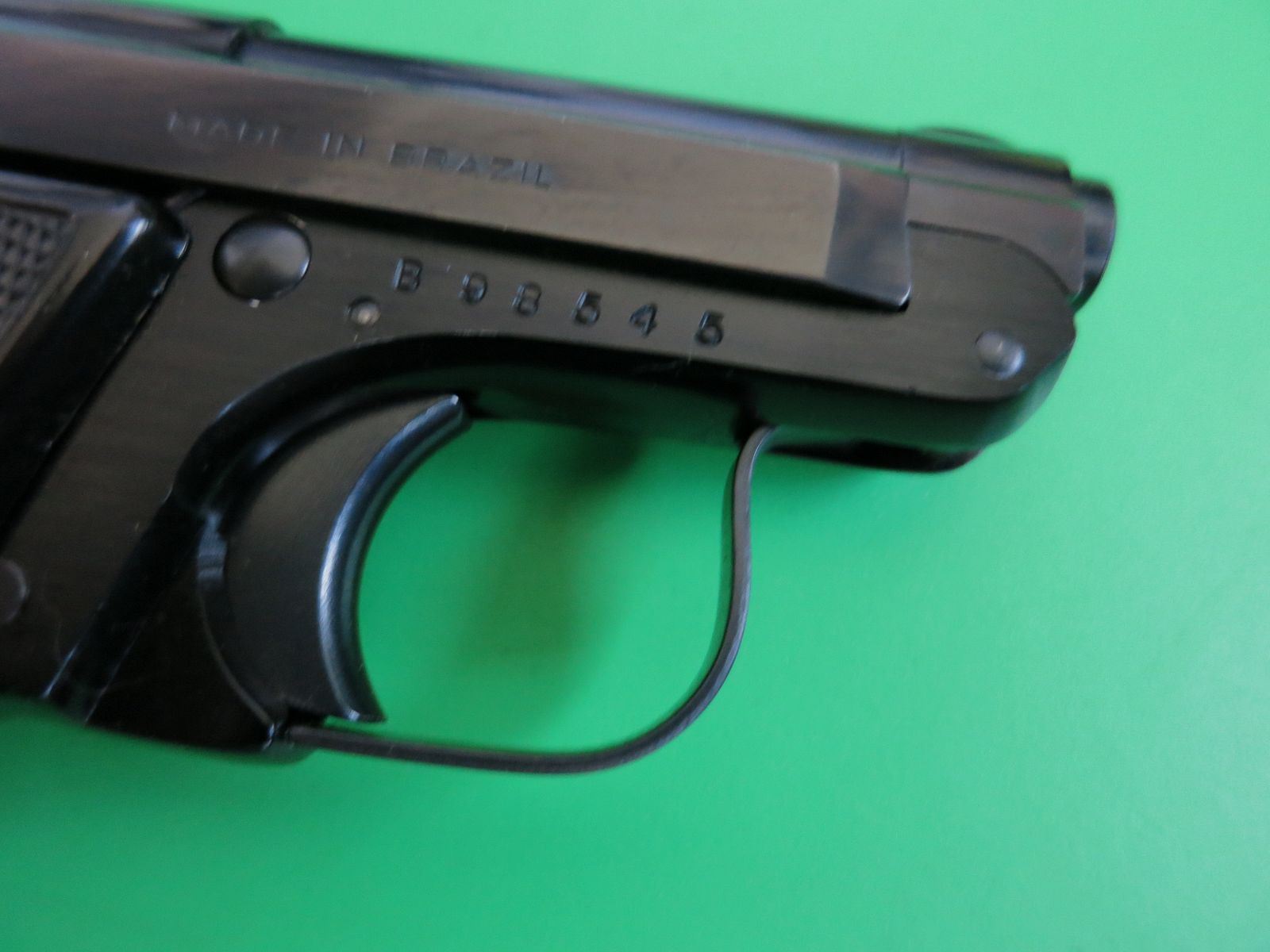 Pietro Beretta 950B pistolet à percussion semi-automatique à bascule 6,35 Browning « MADE IN BRAZIL », comme neuf       #55