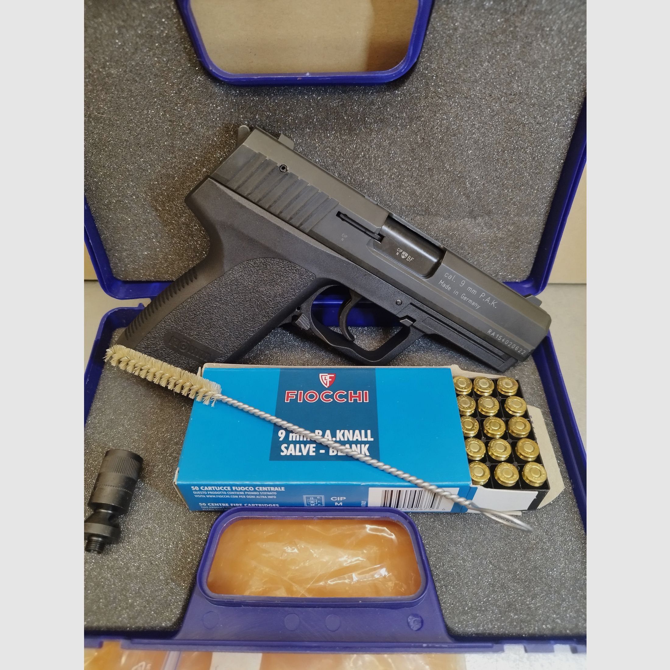 Röhm RG 96 in 9mm PAK. + 50 Knallpatronen Fiocchi 9mm PAK. Top Zustand!!!, Bild 1 von 9