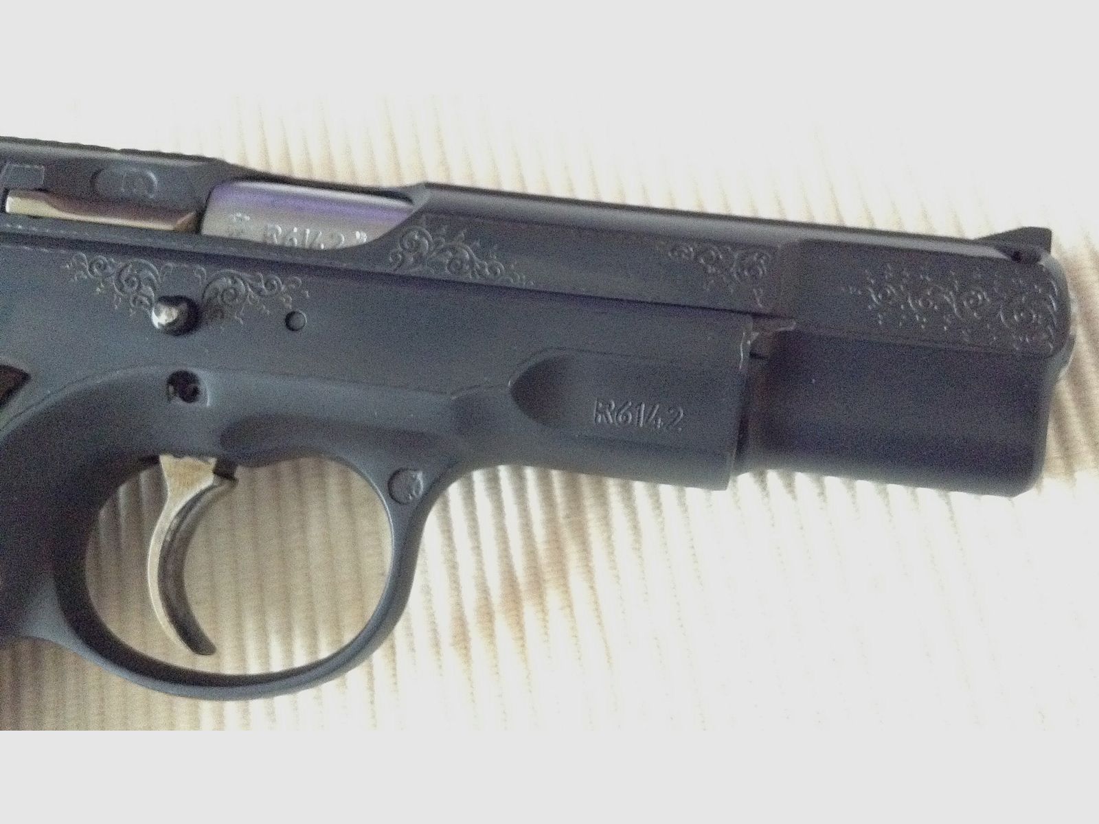 Ha. Pistole Brünner CZ-75 Luxus, Kal. 9mmLuger, aus Sammlung