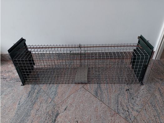 Wasbeer val / Marter val ca. 98 cm, als nieuw