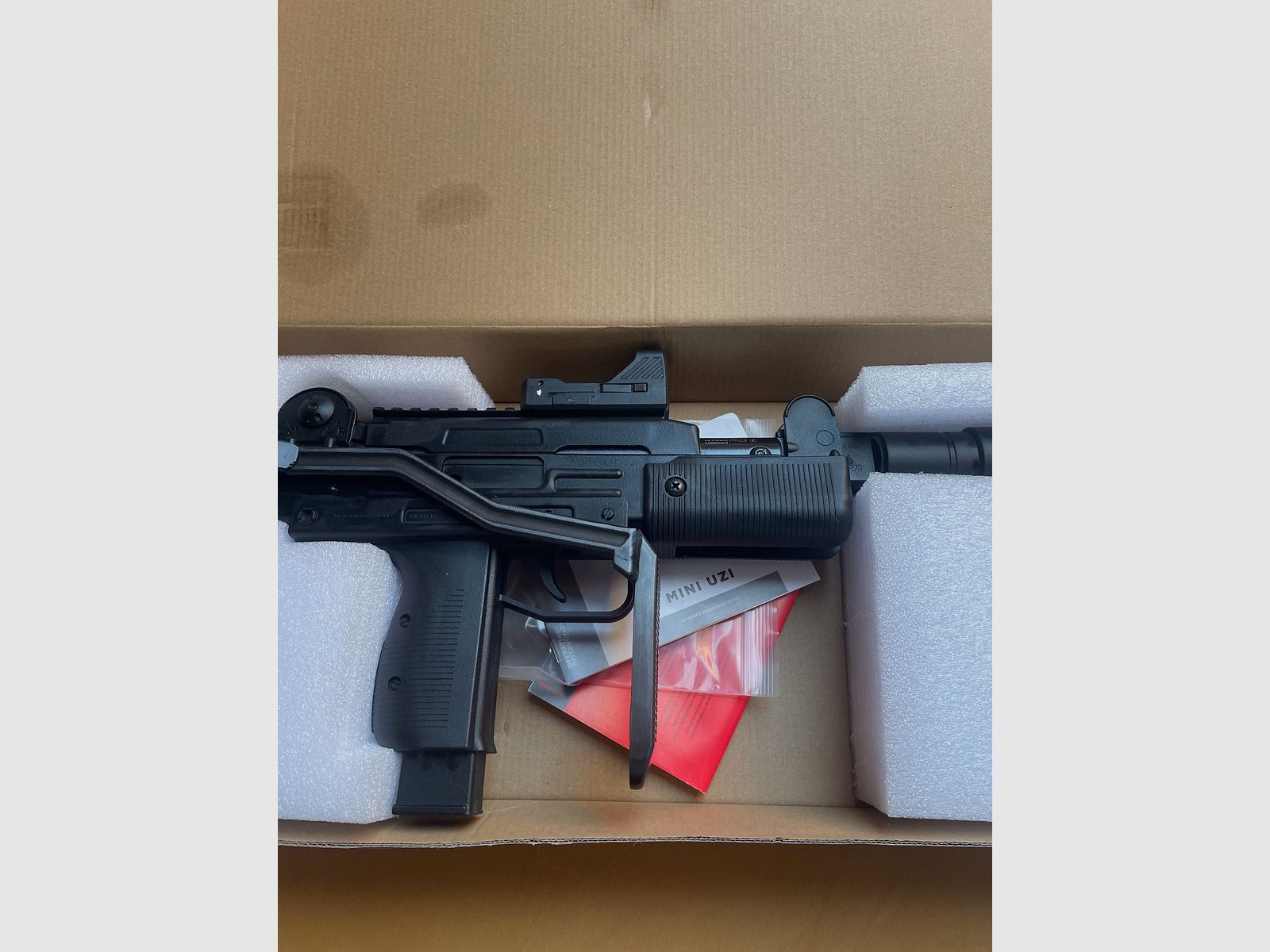 IWI Mini UZI - Federdruck Luftpistole / Maschinenpistole-Nachbildung (Kaliber 4,5 mm Diabolo)