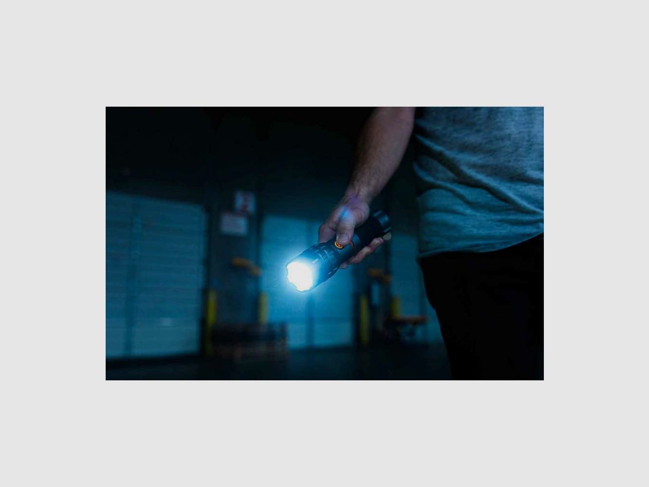 NEBO Slyde King 4K Rechargeable LED Flashlight 4000 Lumens - Flashlight + COB Work Light, image 5 of 8