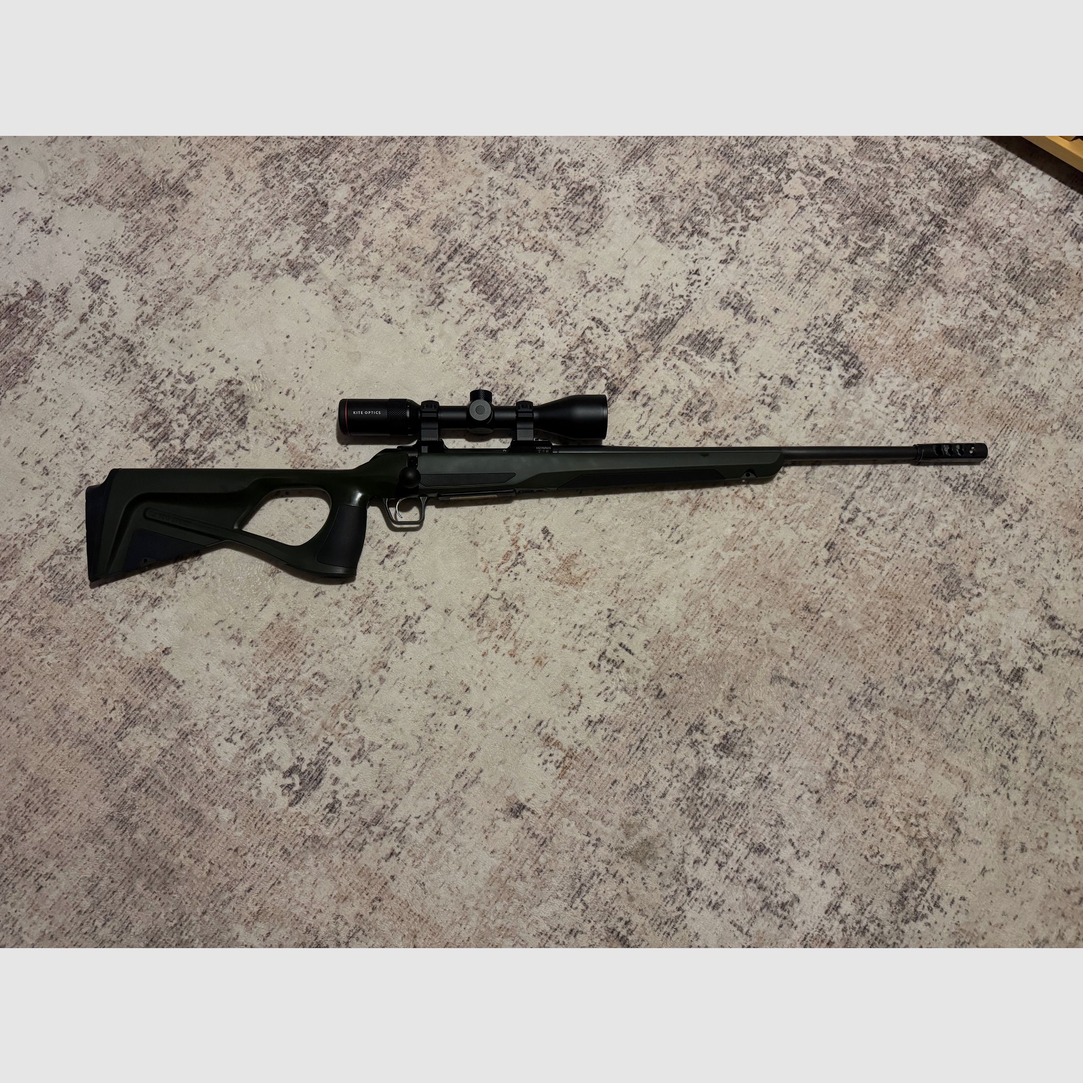 CZ 600 Ergo .30-06 con Kite Optics telescopio, freno di bocca e montaggio – Ottime condizioni
