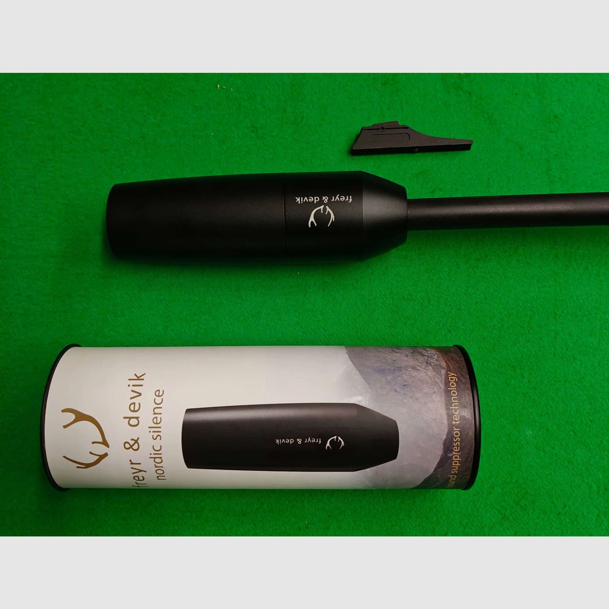 Mercury Saphire .30-06 mit Steiner 3-12x56 & Schalldämpfer