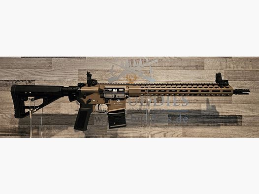 Schmeisser AR-15 M5FL Black 16,75" FDE Kal. .223Rem. - Neuware vom Fachhandel