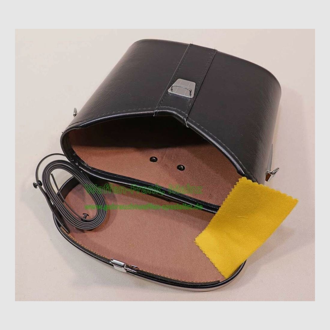 Étui à jumelles japonais inconnu