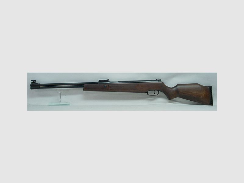 Hunter Force 900 Combo (UH-Sp) - Kal.4,5mm inkl. 4x32 ZF