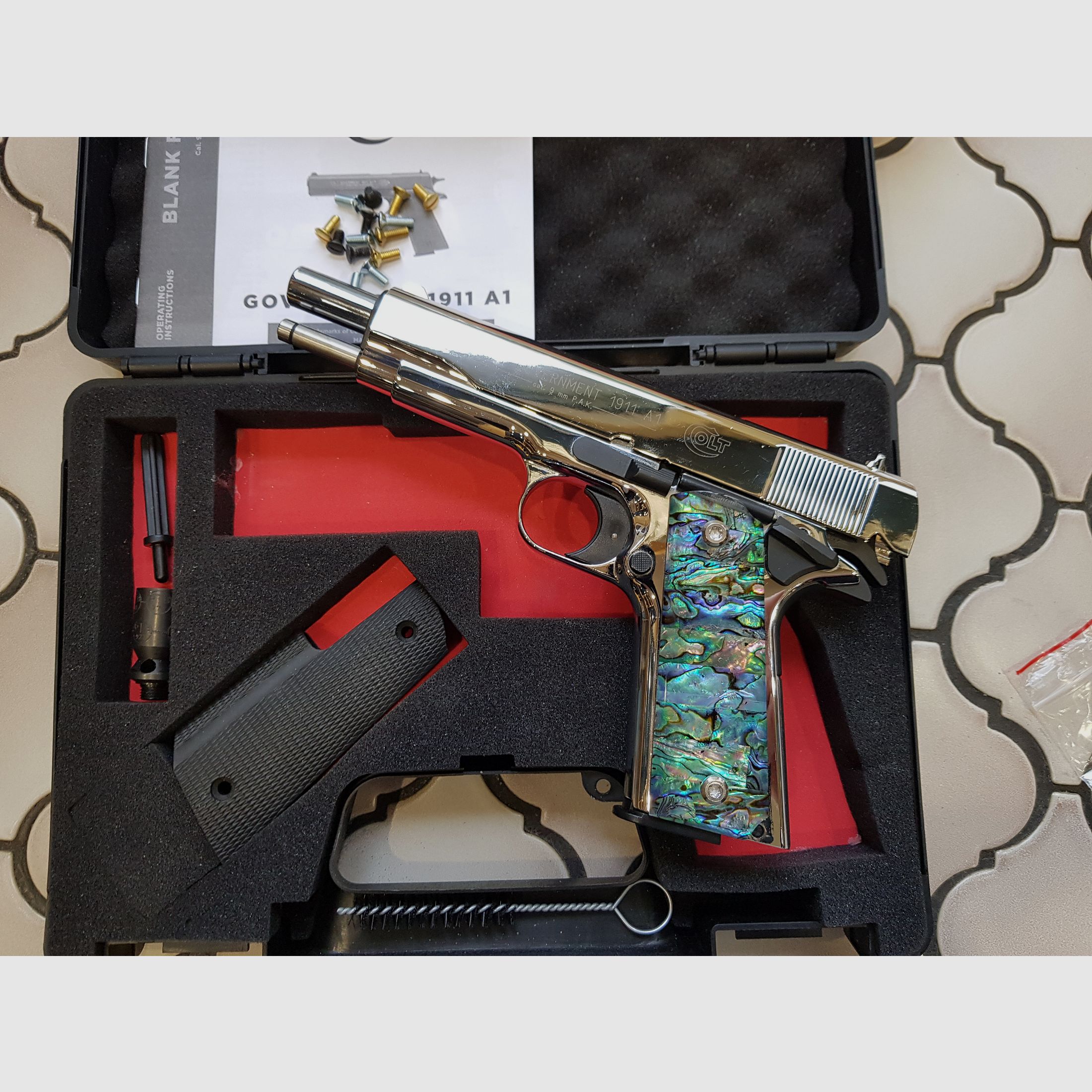 Griffschalen der Cold 1911 P.A.K