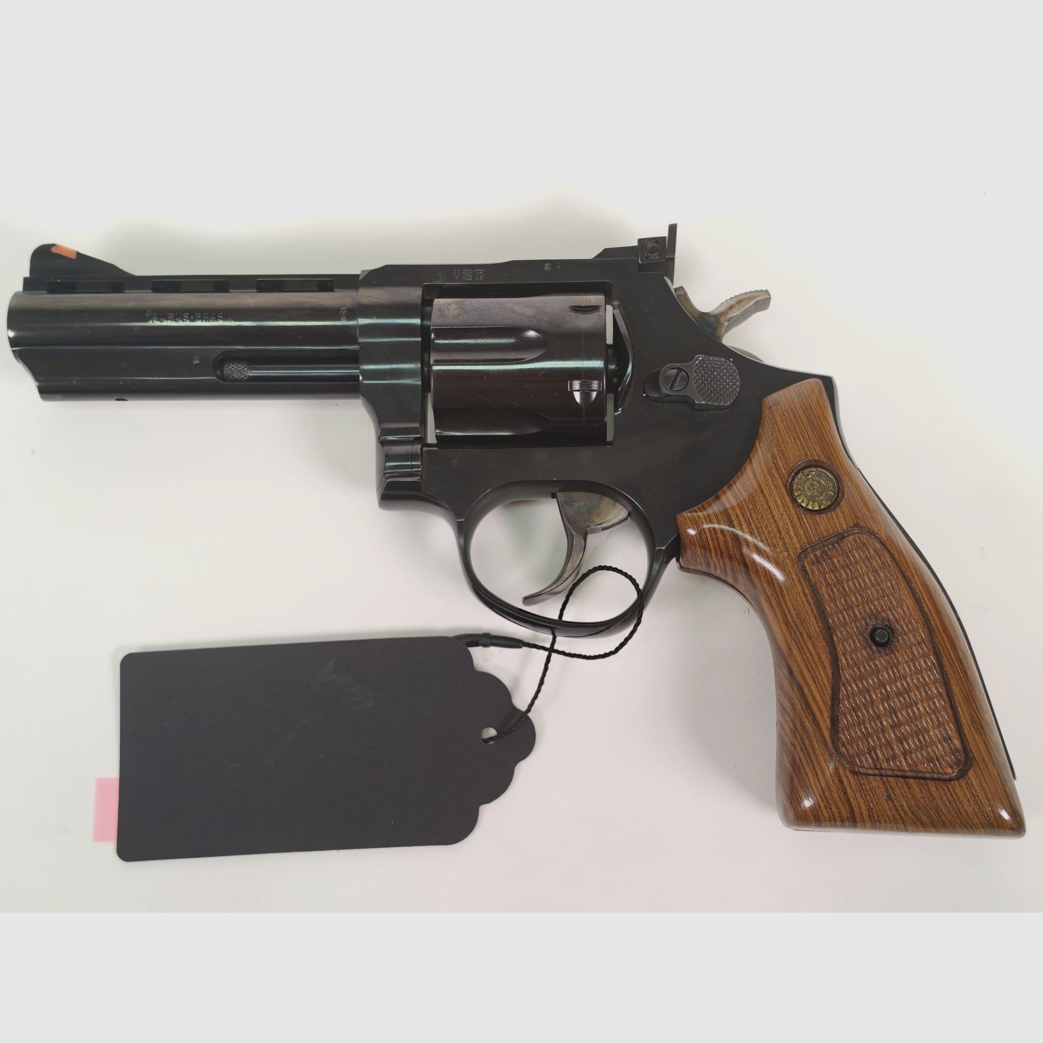 Revolver Taurus .357 Magnum – bronzé avec poignée en bois, image 1 sur 4