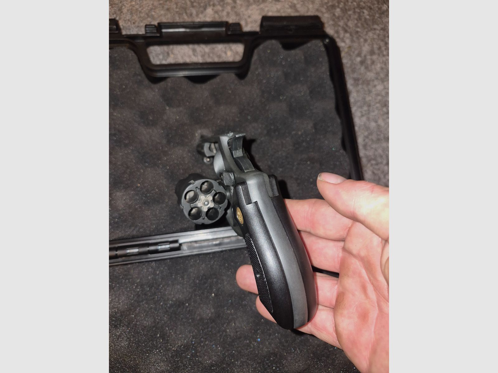 Smith & Wesson Chiefs Special 9mm R.K, image 3 of 3