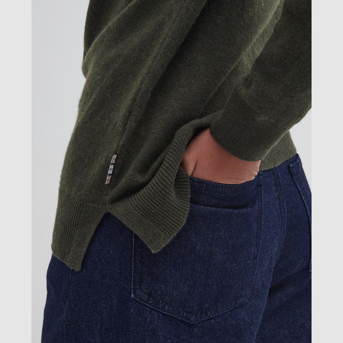 BARBOUR Sweter Okrągły Pendle Olive