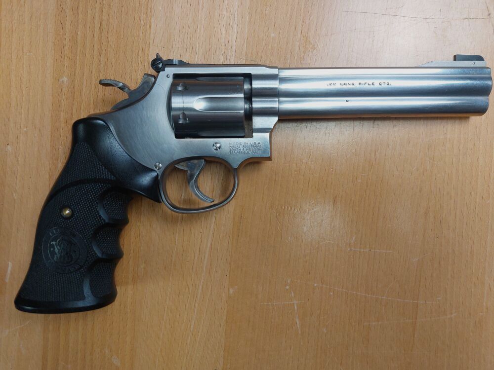 Smith & Wesson, USA 617-1, image 3 sur 10