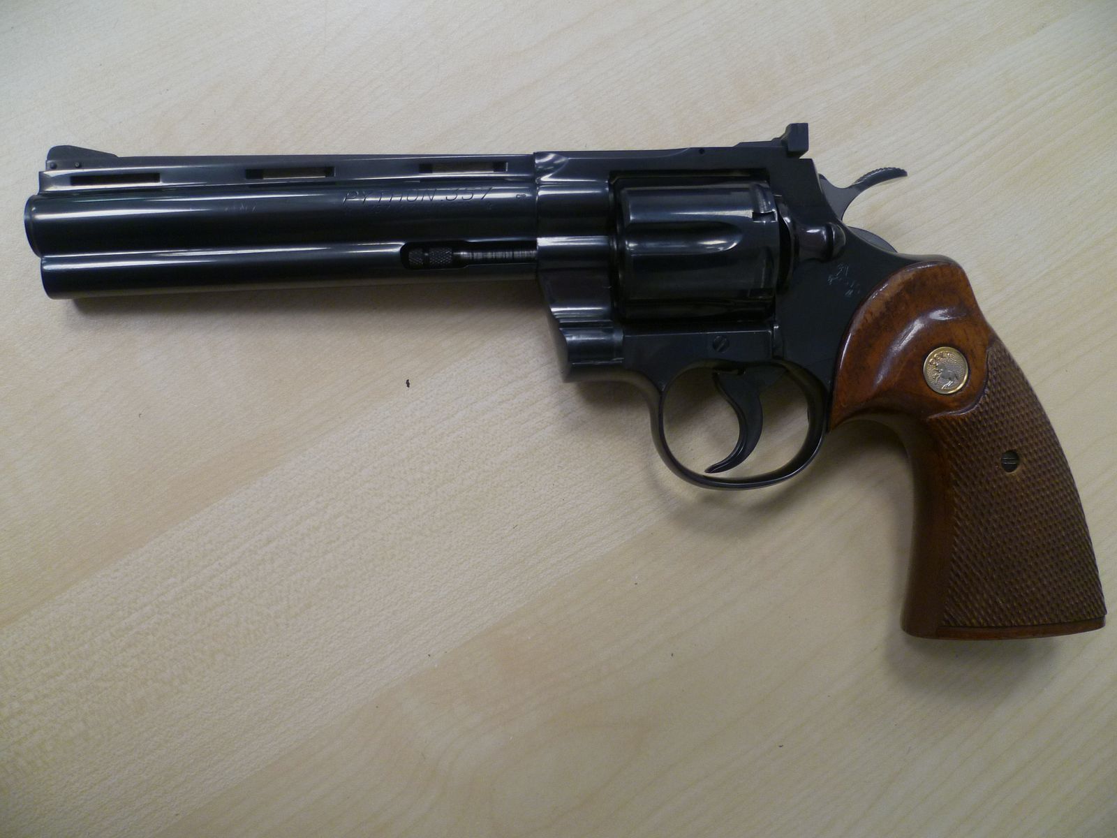 Revolver Colt Python 357 .357 Magnum Baujahr 1966