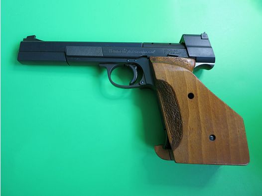 Hämmerli International 208, beste schweizer Ziel- Sportpistole, .22lr +Laufgewicht +Sportgriff       #19