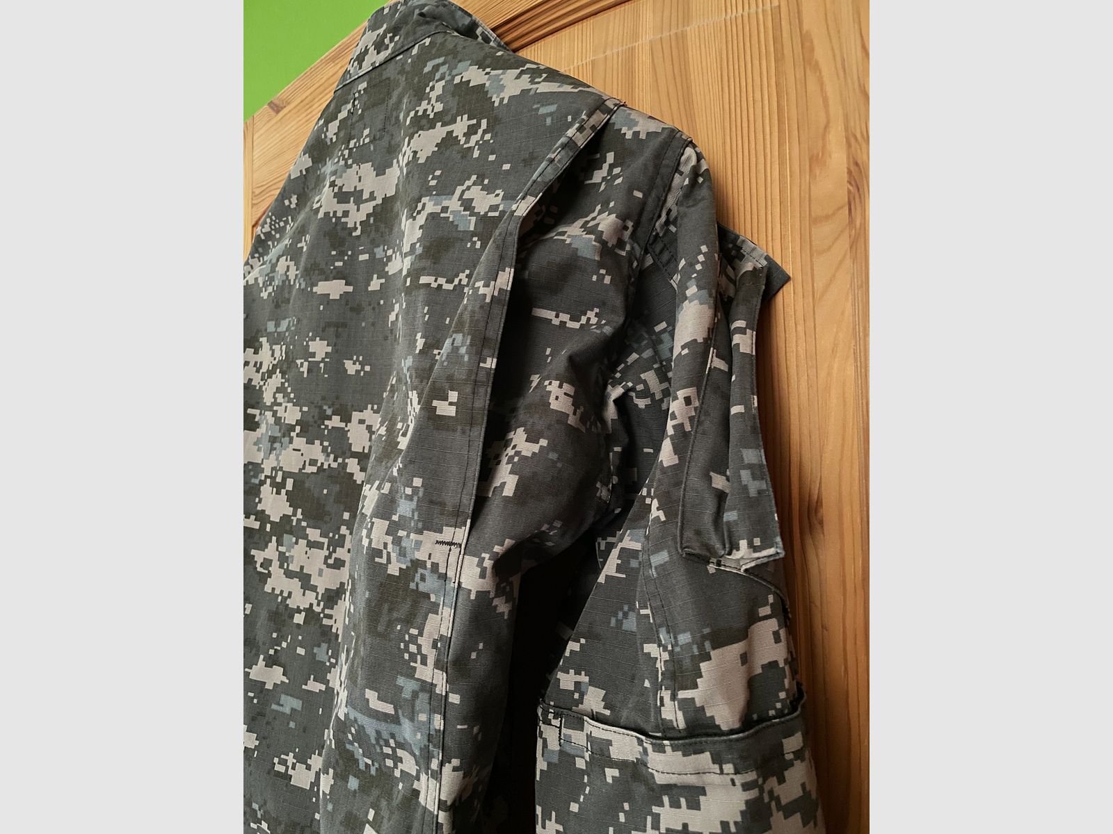 US Army Combat Uniform Jacke Propper digital urban Camo Medium Regular