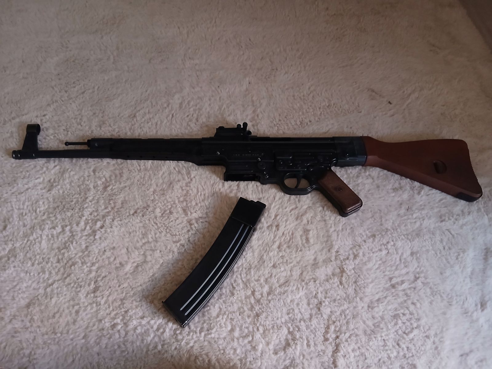 G.S.G Stg 44 sturmgewehr 9mm strzał ostrzegawczy