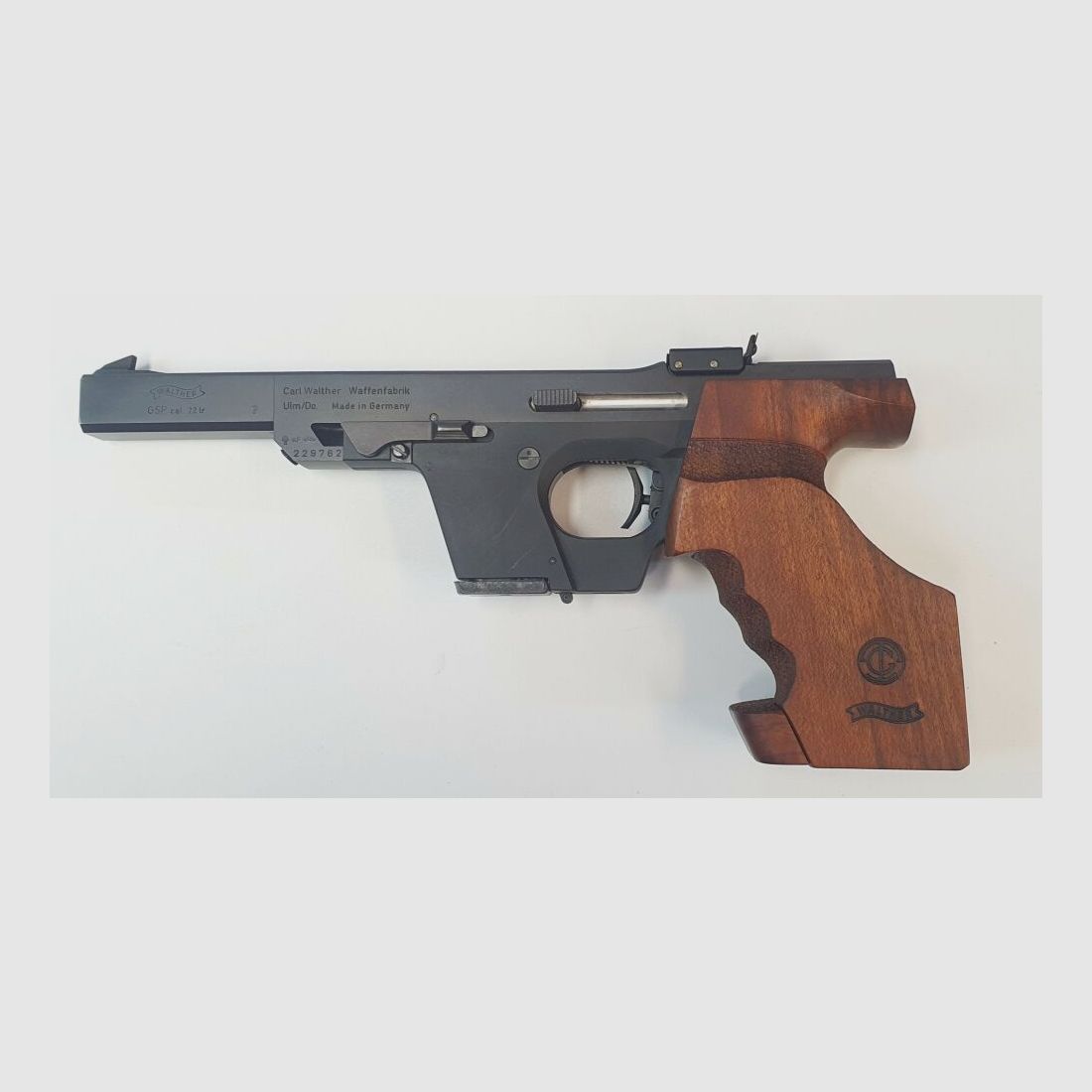 Fabbrica di armi Carl Walther Ulm Pistola sportiva/da competizione Walther GSP in calibro .22 L.r. - Impugnatura in legno Carl Walther