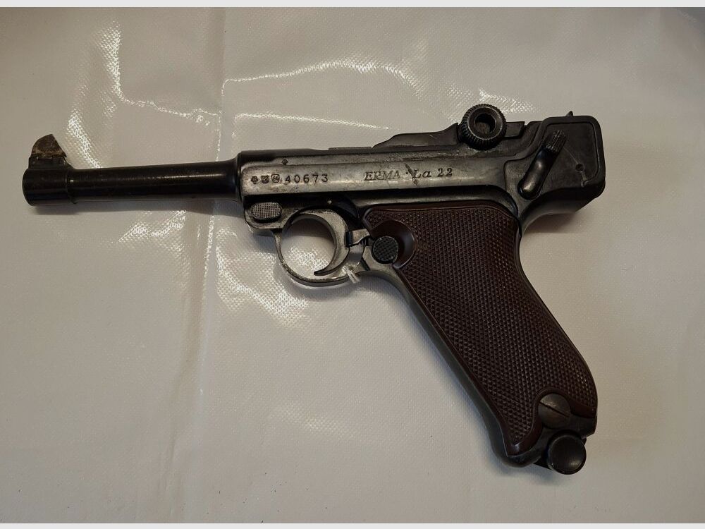 Erma LA 22