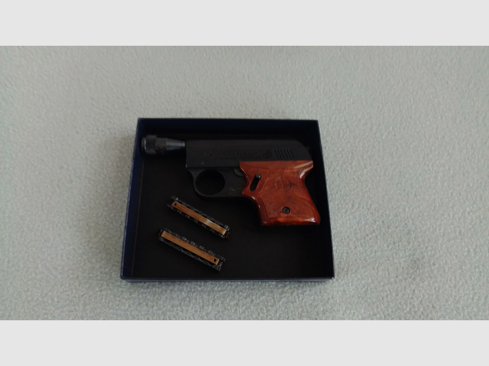 Röhm RG 3 blank firing pistol cal. 6mm Flobert PTB 33 pocket pistol starter pistol RG3