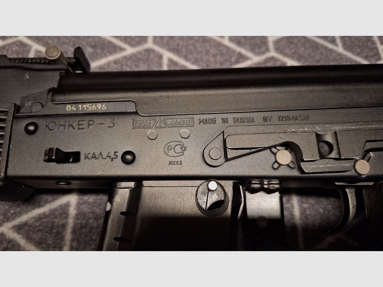 Original AK74M CO2 4.5mm Yunker full steel Kalashnikov - NEW!