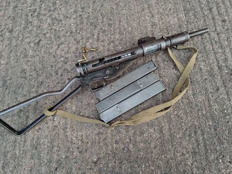  Sten MK2 EU-Deko, 3 chargeurs et sangle