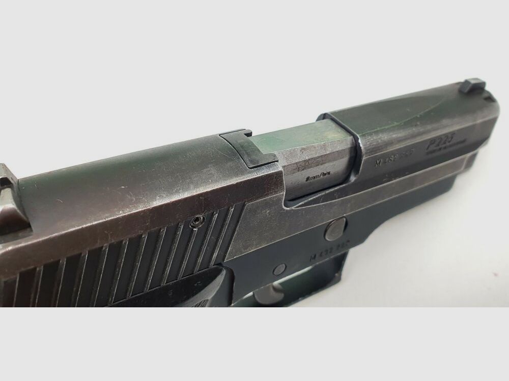 Sig Sauer P225, P6