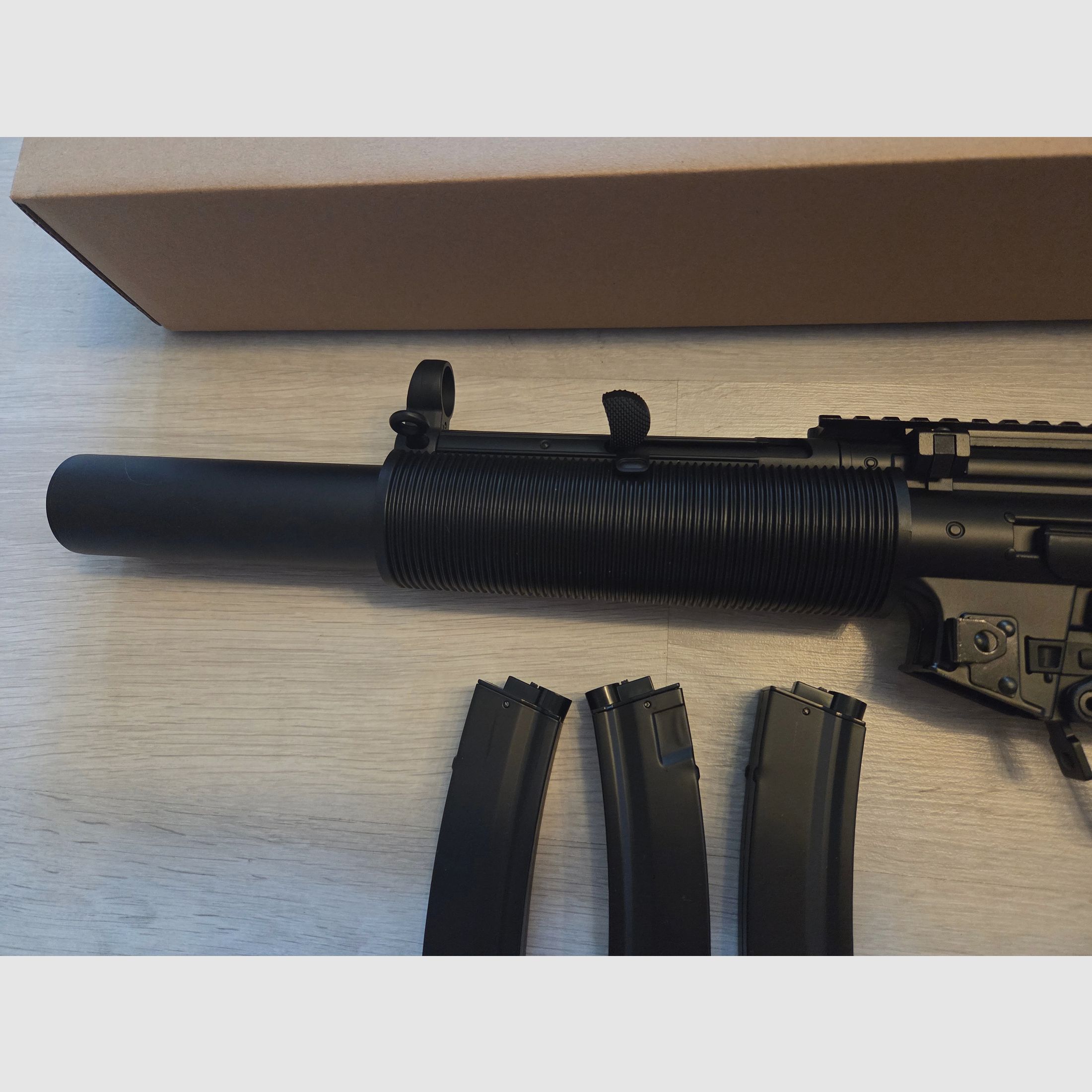 Begadi Sport SMG Mod 5SD6 Gen.5 SAEG / Airsoft MP5 in Top Zustand mit Restgarantie vom Händler