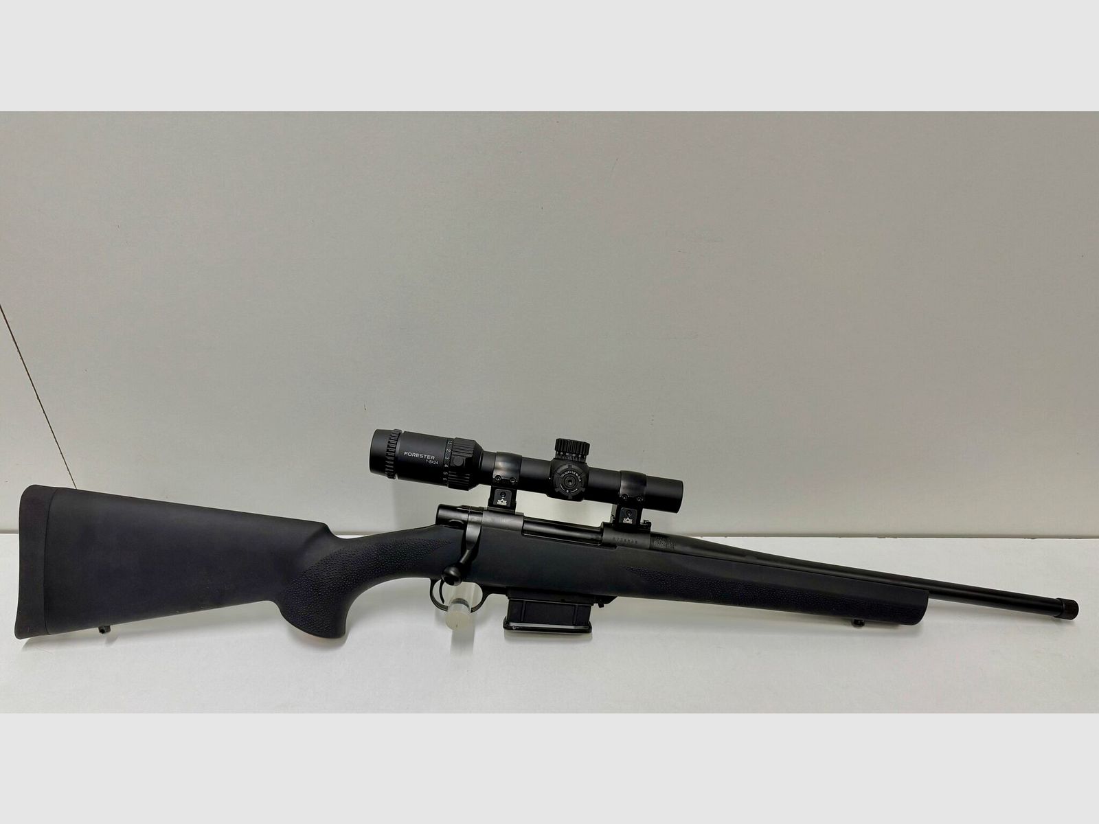 HOWA M1500 Hogue Conjunto Completo "The Short Samurai Standard"