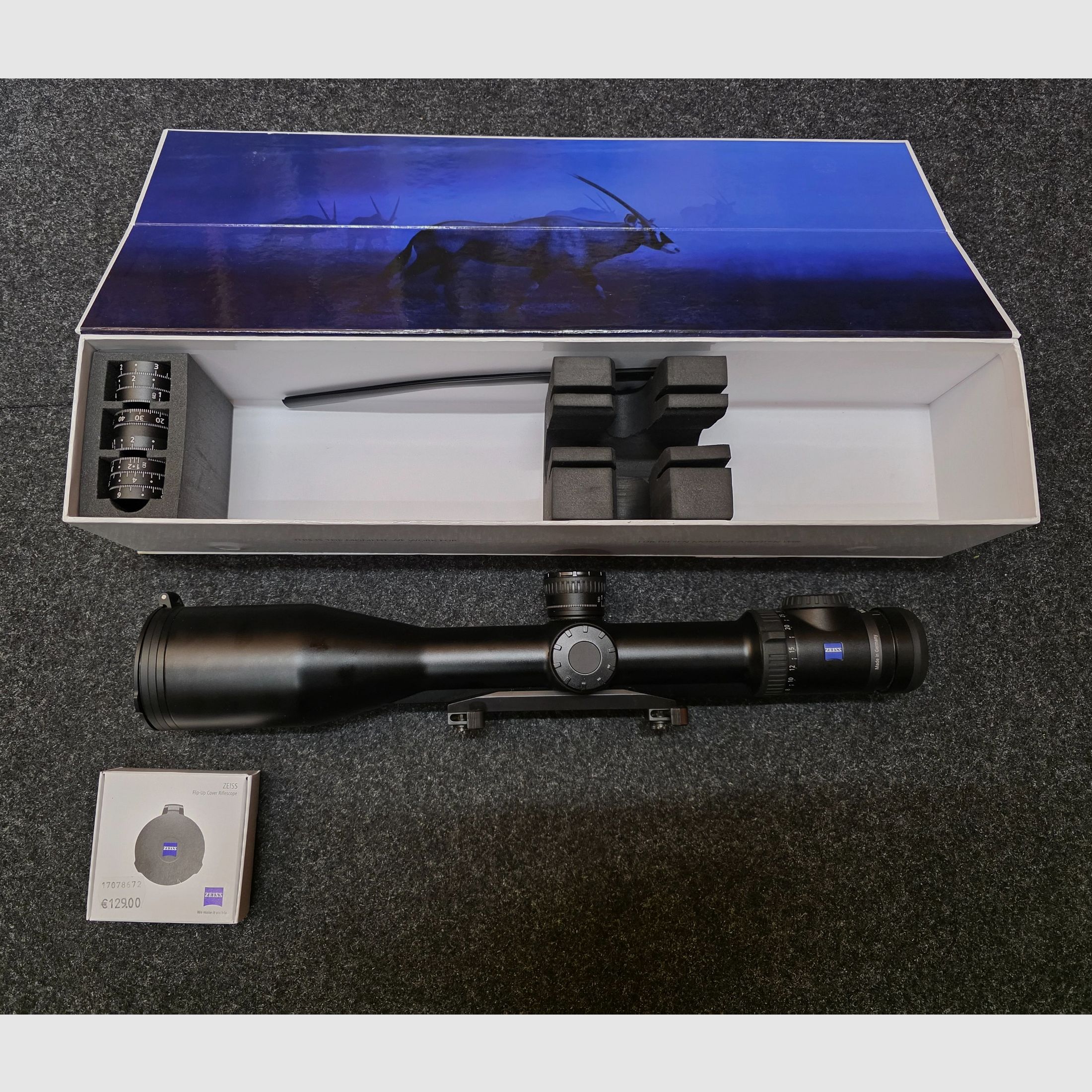 Mauser M03 Expert .223 con calcio in legno pregiato e Zeiss Victory V8 4,5-35 x 60 con regolazione rapida del reticolo (ASV), immagine 8 di 9