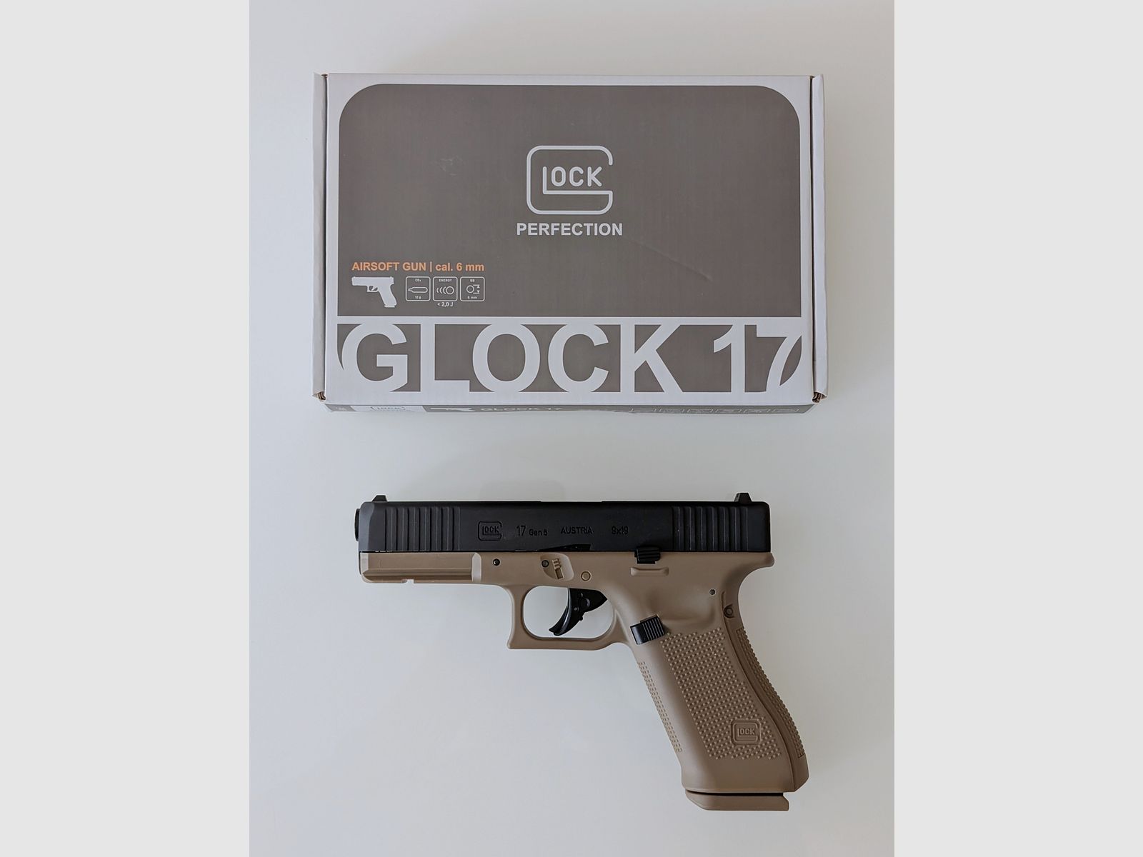 GLOCK 17 Gen5 6 mm, CO₂, < 2,0 J, Coyote