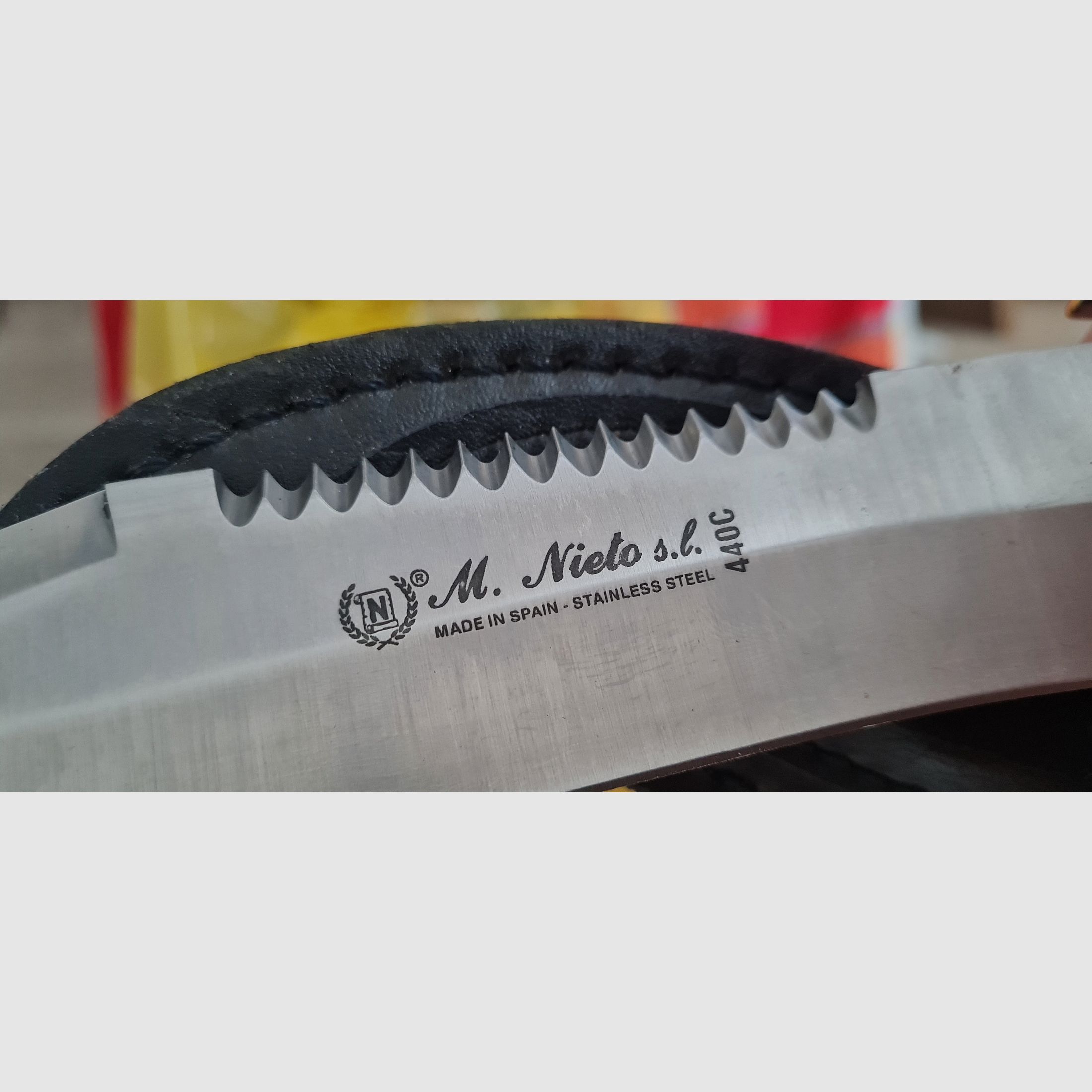 Set di coltelli da caccia con due coltelli